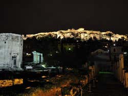 Agorà Romana, viste dell'Acropoli