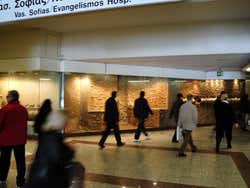 Metro di Atene, museo nella stazione Evangelismos