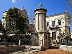 Plaka, Monumento a Lisicrate