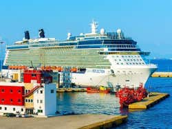 Crociera ad Atene, porto del Pireo